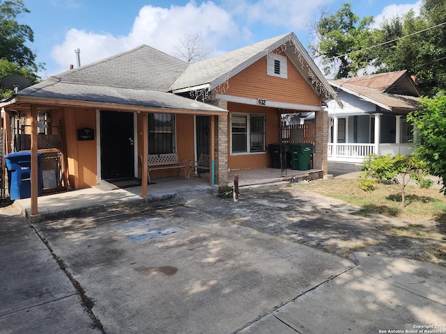 view of front of house