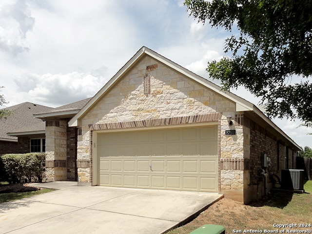 view of front of home featuring a garage