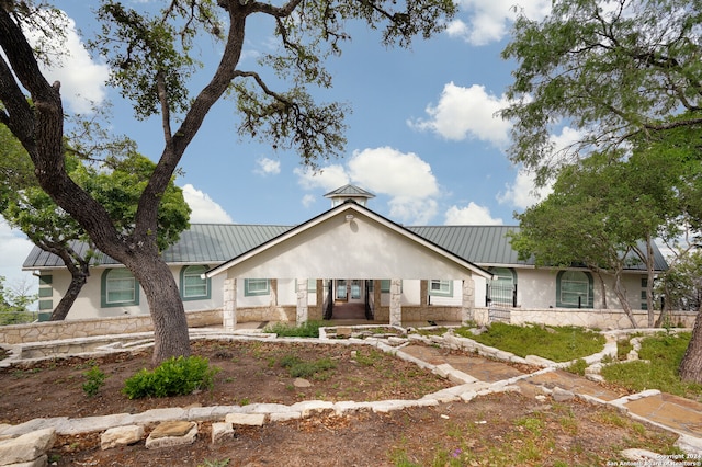 view of front of home