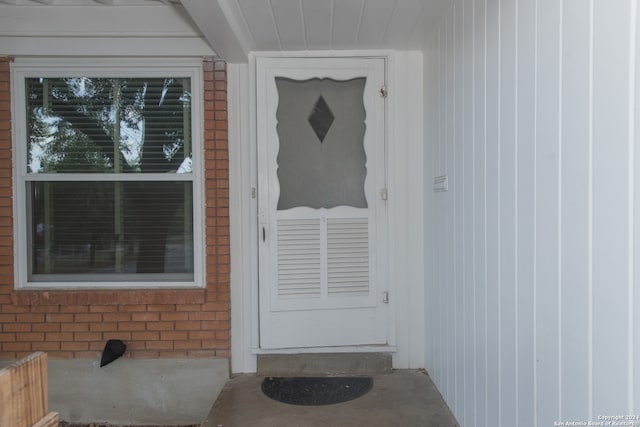 view of entrance to property