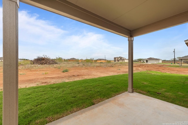 view of yard with a patio