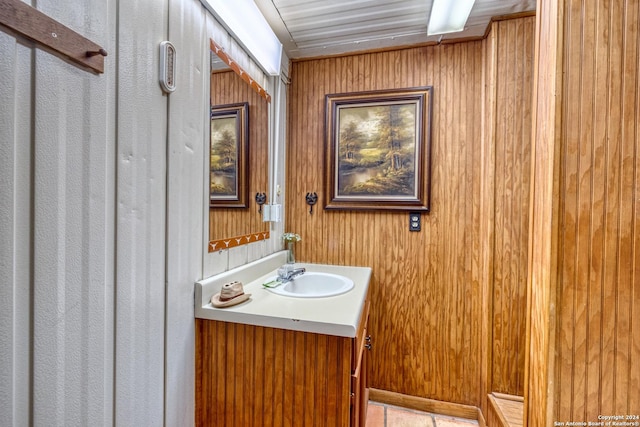 bathroom with vanity