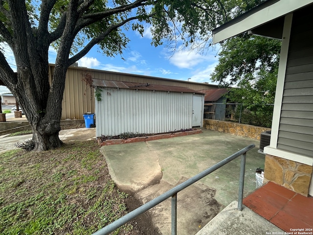 view of outdoor structure with cooling unit