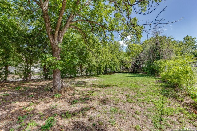 1438 Paso Hondo, San Antonio TX, 78202 land for sale