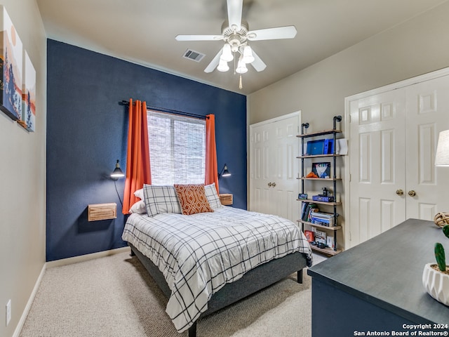 bedroom with carpet flooring and ceiling fan