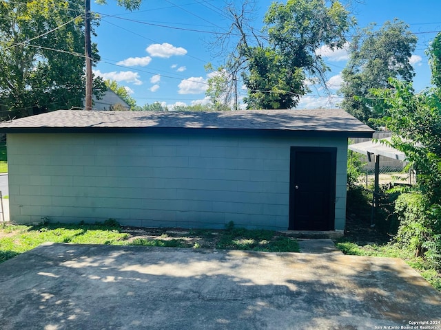 view of outbuilding