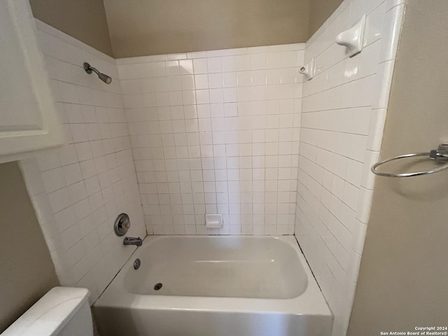 full bathroom with toilet and shower / bathtub combination