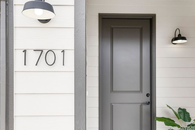 view of doorway to property