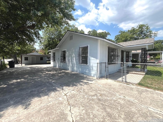 view of side of property