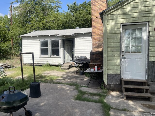 view of patio / terrace with grilling area and entry steps