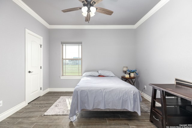 bedroom featuring crown molding and ceiling fan