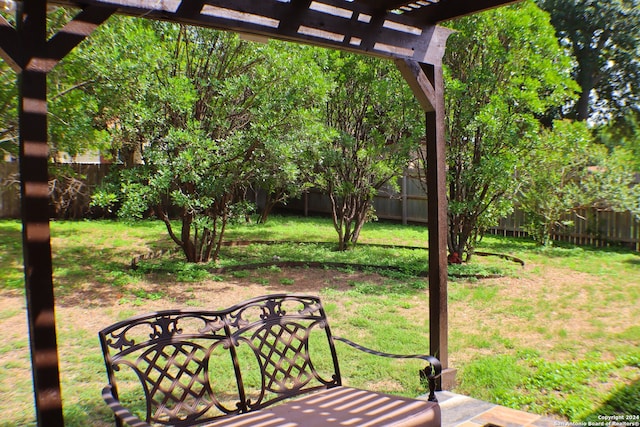 view of yard with a pergola