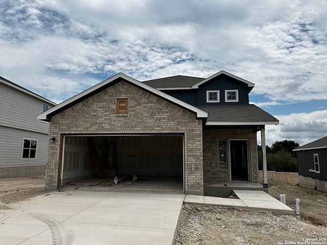 view of front facade with a garage