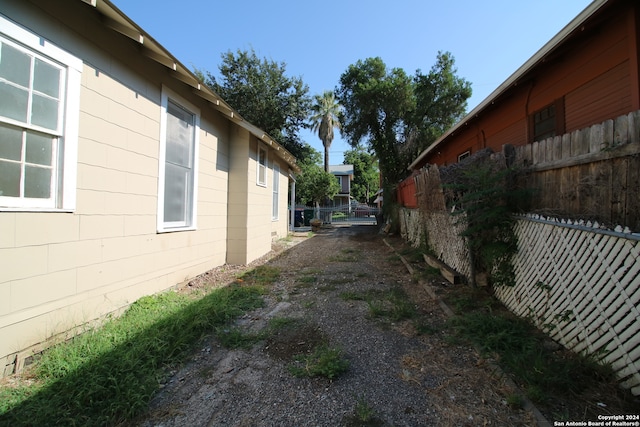 view of home's exterior