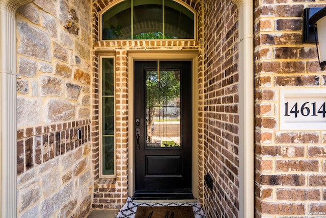 view of property entrance