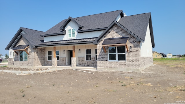 view of front of home with covered porch