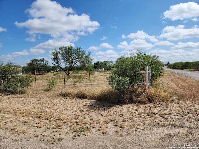 Listing photo 3 for TBD Tbd, Carrizo Springs TX 78834