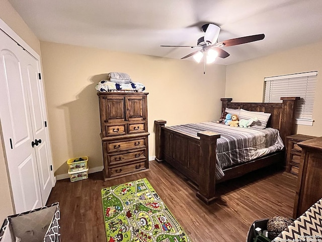 448 Melody, Uvalde, TX 78801 - bedroom with dark wood finished floors, baseboards, and a ceiling fan