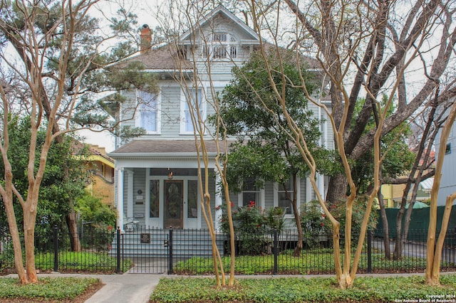 view of front facade featuring covered porch