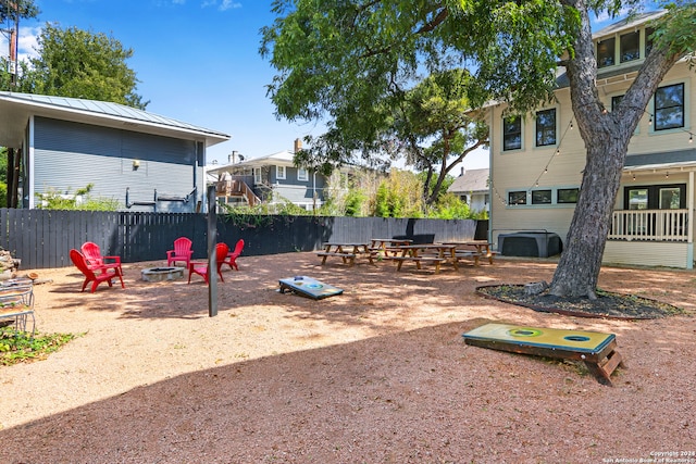 view of yard featuring a fire pit