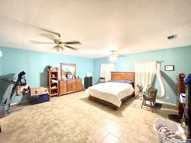 bedroom featuring ceiling fan