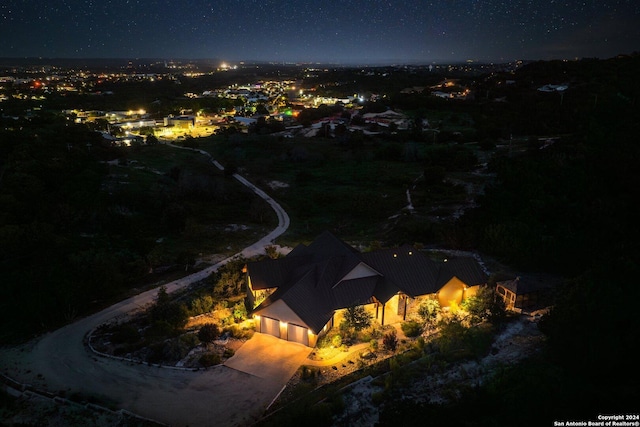 view of aerial view at twilight