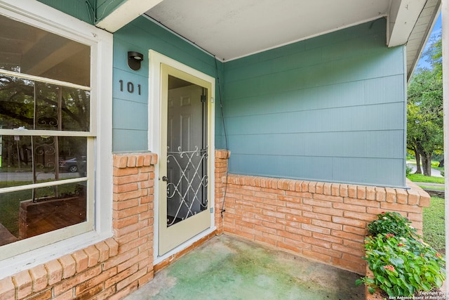 view of doorway to property