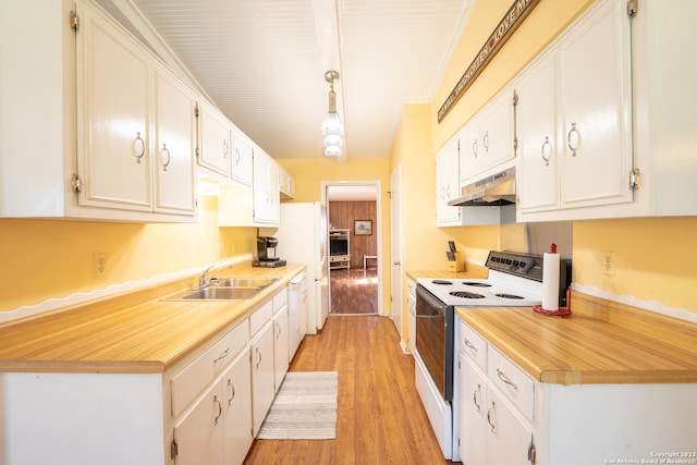 kitchen featuring white cabinetry, pendant lighting, light hardwood / wood-style floors, white appliances, and sink