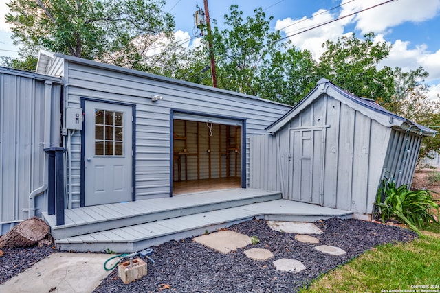 view of outbuilding