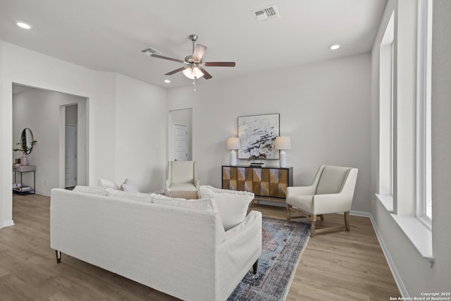 2039 Newforest Peak, New Braunfels, TX 78130 - living area with a ceiling fan, wood finished floors, baseboards, and recessed lighting