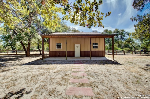 view of outbuilding