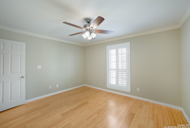 empty room with light hardwood / wood-style flooring, ceiling fan, and ornamental molding