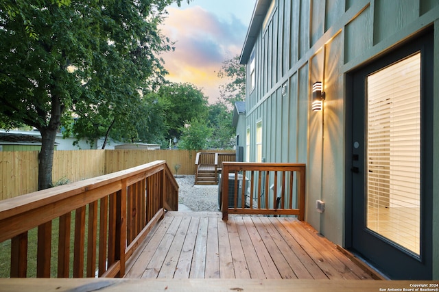 view of deck at dusk