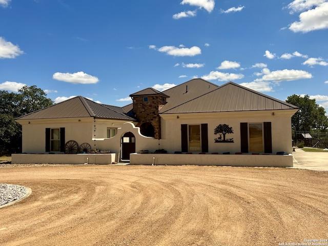 view of front of house