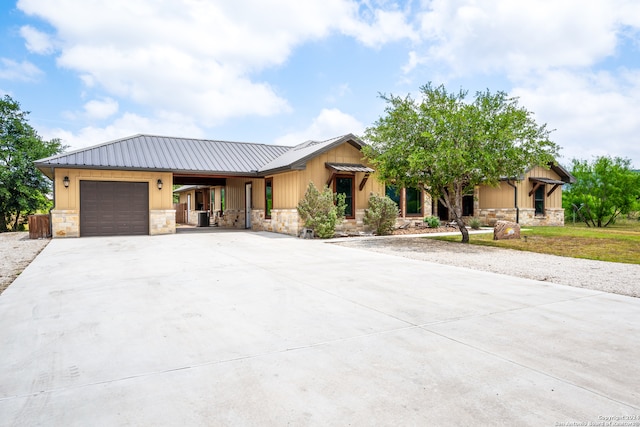 view of front of house with a garage