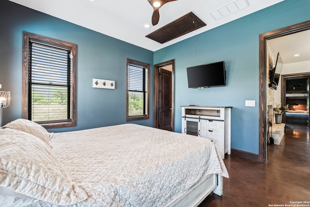 bedroom with ceiling fan