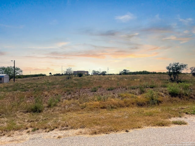 Listing photo 2 for 150 County Road 2665, Devine TX 78016