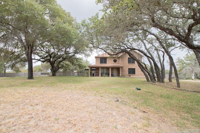 exterior space featuring a yard