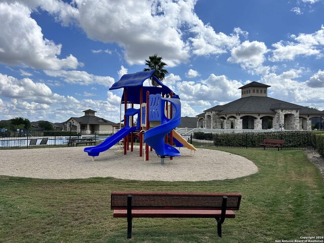 view of play area featuring a yard