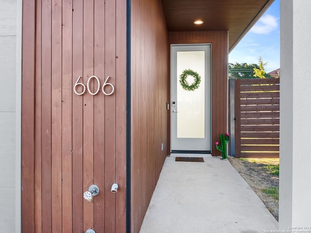 view of property entrance