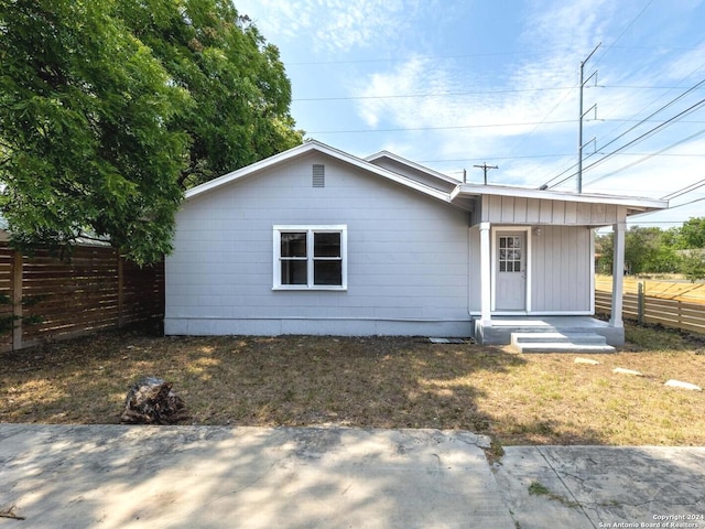 view of front of home