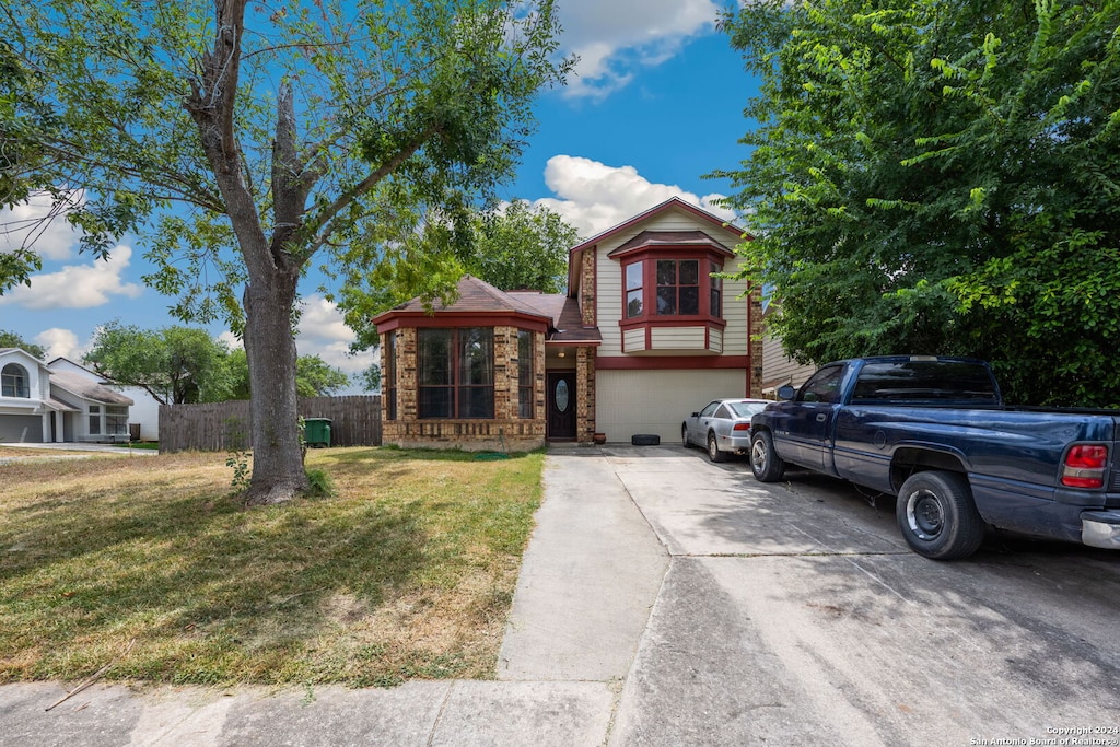 view of front of house with a front yard