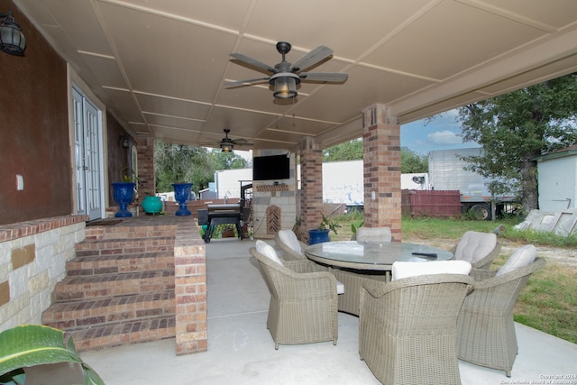 view of patio / terrace with ceiling fan