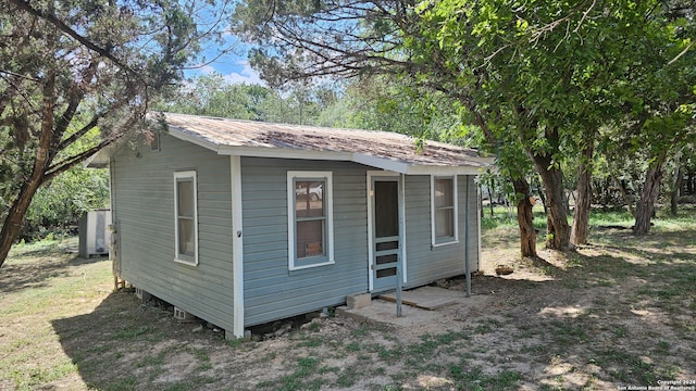 view of outdoor structure