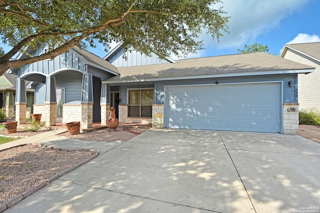 view of front of property featuring a garage