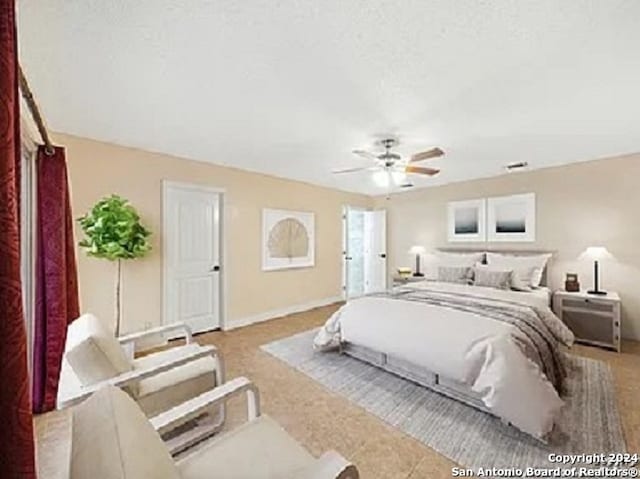 bedroom with ceiling fan