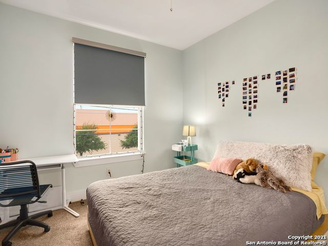 bedroom with carpet floors