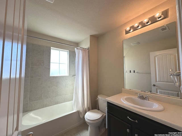 bathroom featuring visible vents, toilet, shower / bathtub combination with curtain, a textured ceiling, and vanity