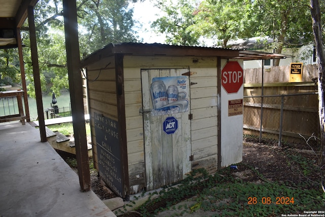 view of outdoor structure