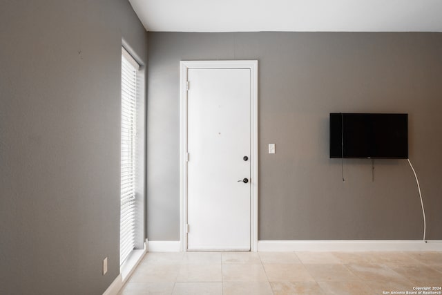 view of tiled empty room